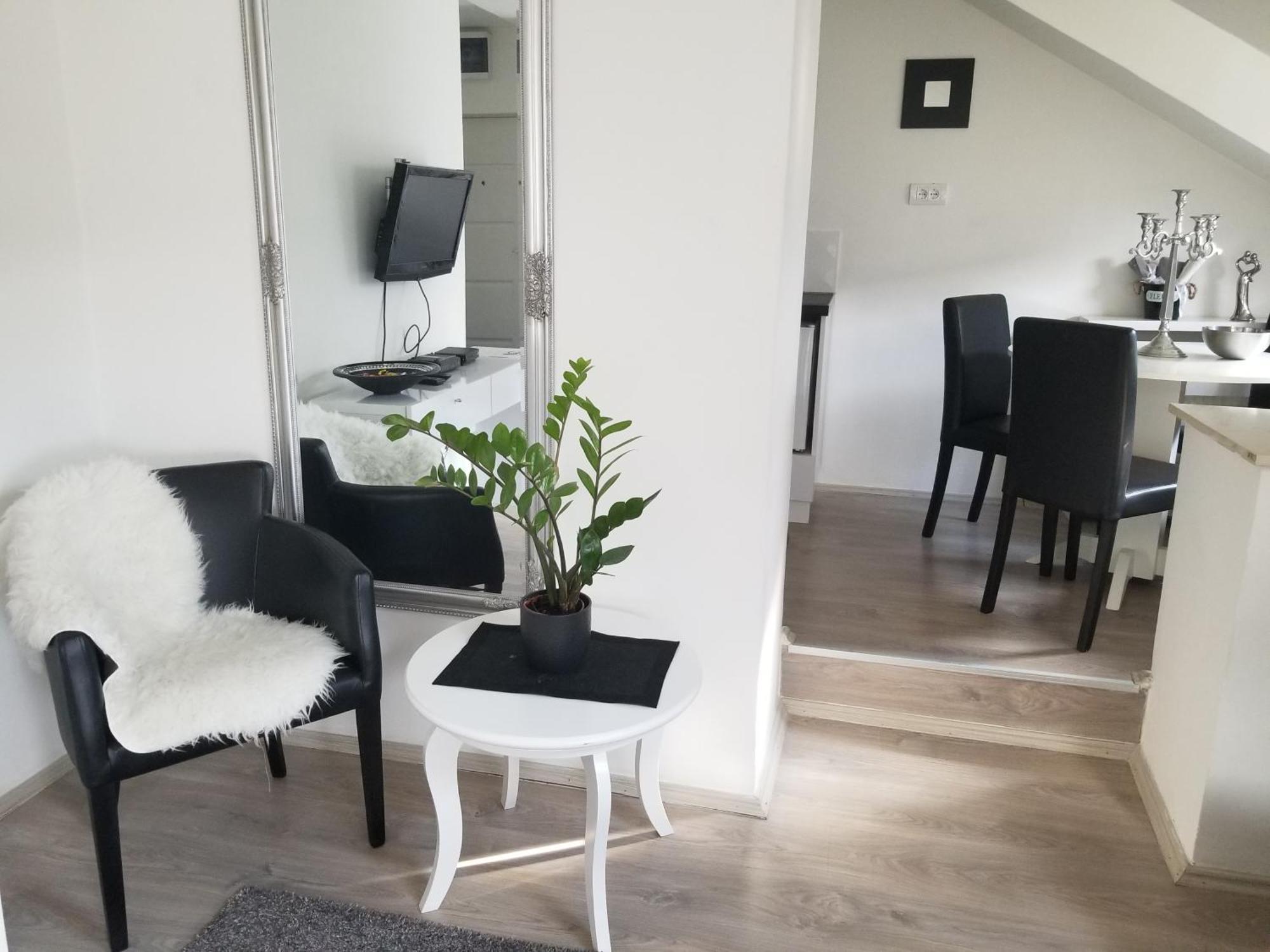 Ferienwohnung Stan Na Dan Angel Novi Sad Zimmer foto